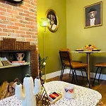 Urban Cocoon With A Unique Style Paris