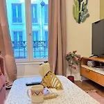 Urban Cocoon With A Unique Style Apartment *