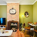 Urban Cocoon With A Unique Style Apartment *
