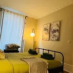 Urban Cocoon With A Unique Style
