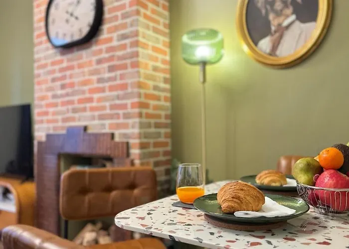 Urban Cocoon With A Unique Style Апартаменты *
