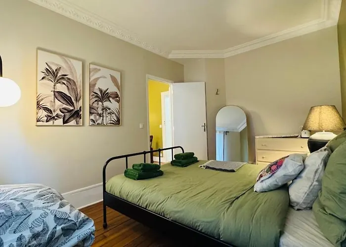 Urban Cocoon With A Unique Style