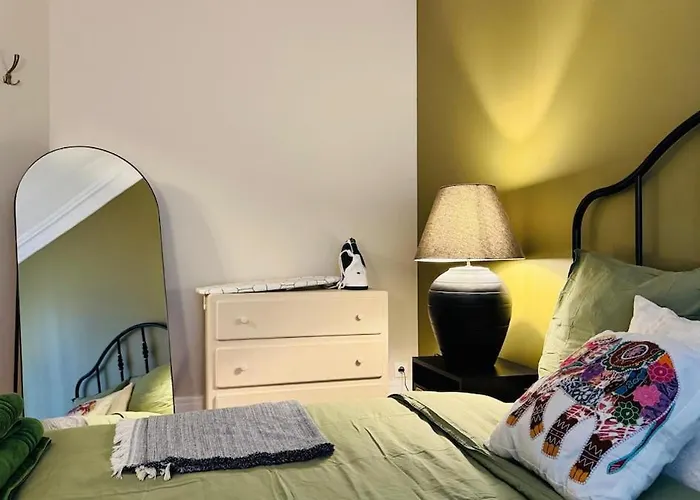 Urban Cocoon With A Unique Style *